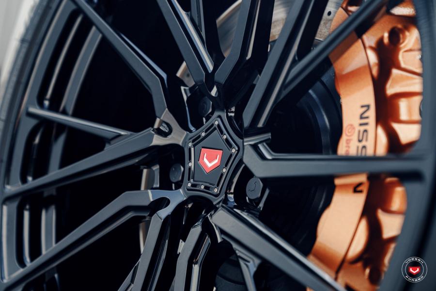 Колеса Nissan GT-R on Vossen Wheels (M-X4T) 2019 года  (фото 7 из 15)